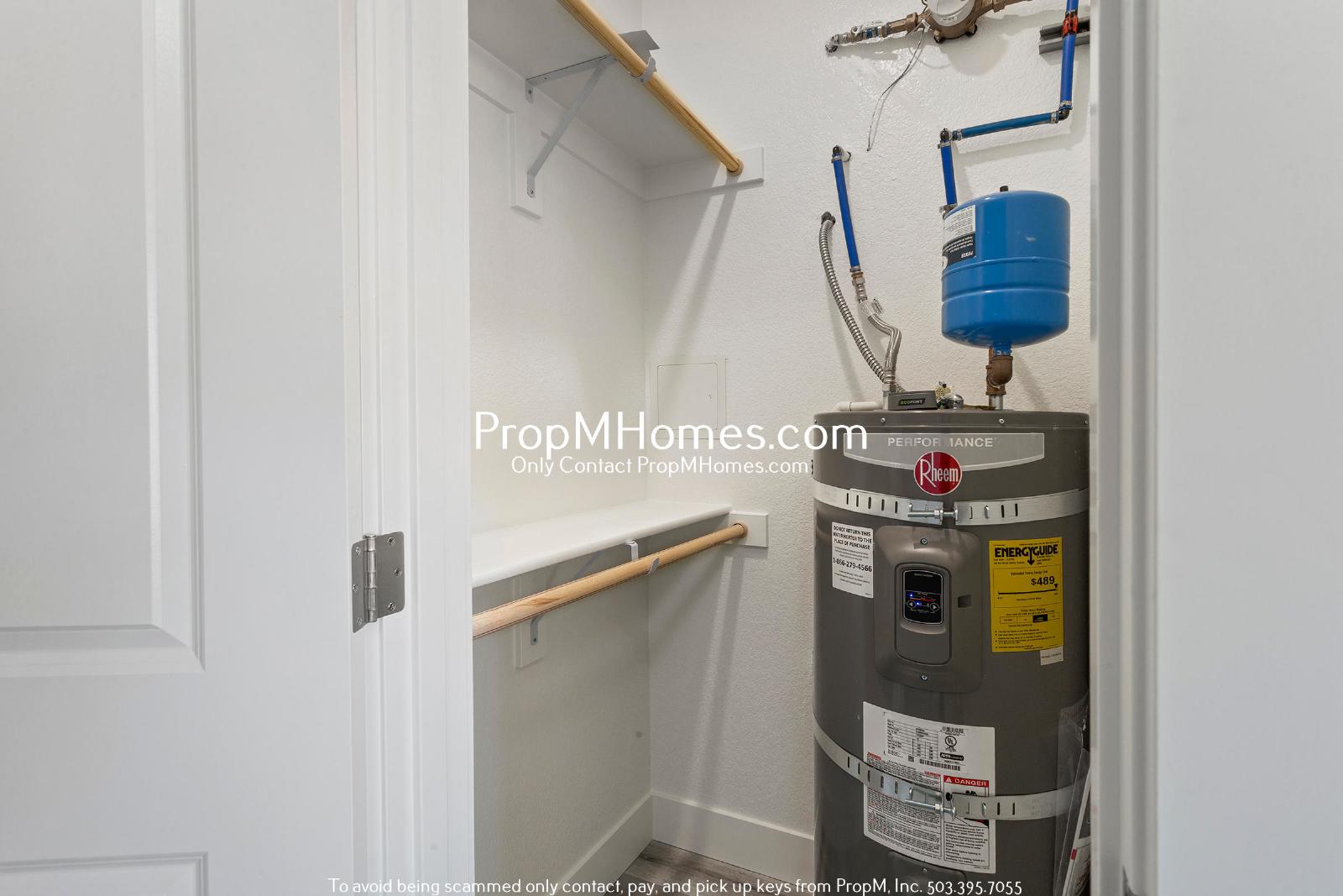 Brand New Studio Steps Away from Multnomah Village + Move in Special! property image