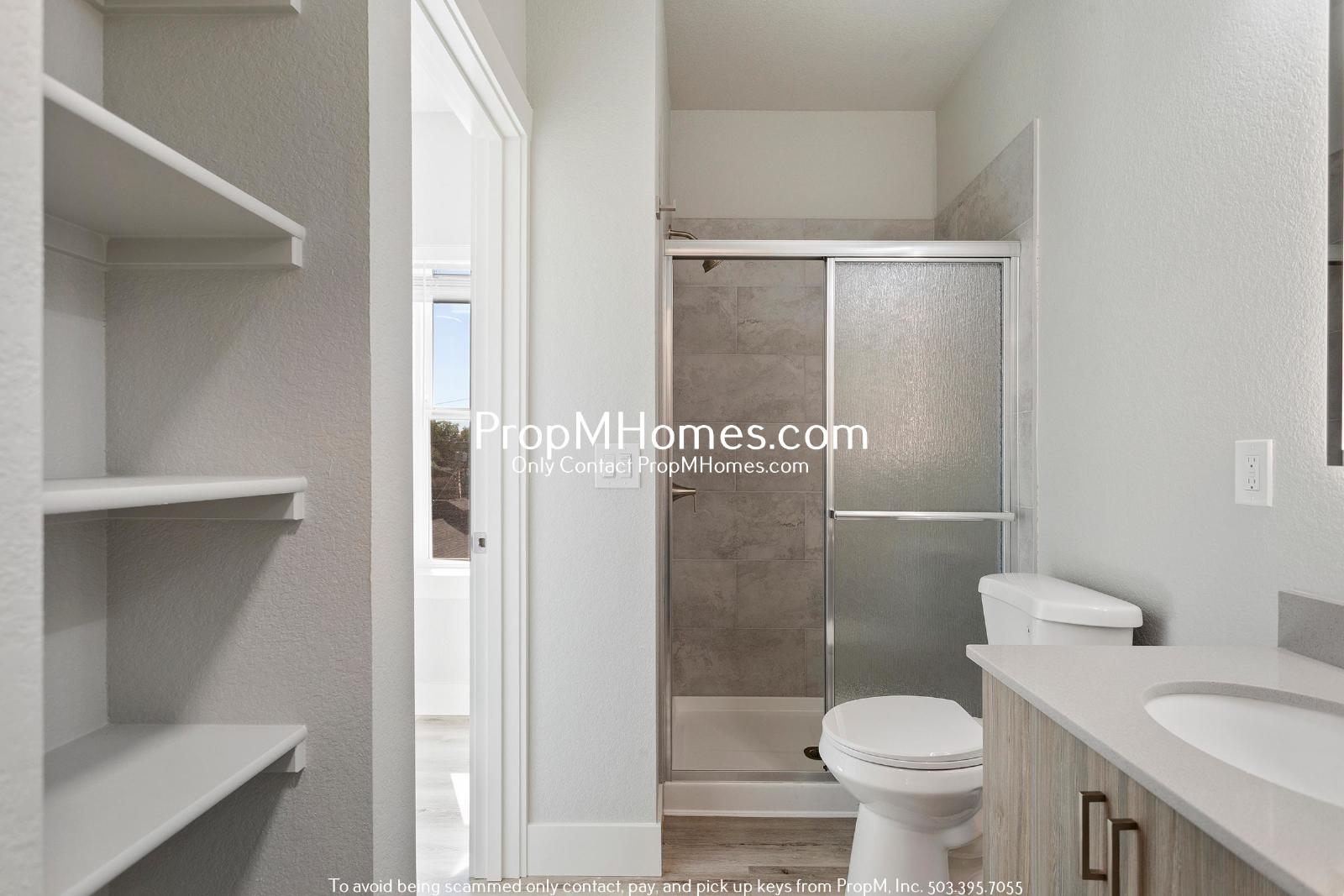 Brand New Studio Steps Away from Multnomah Village + Move in Special! property image