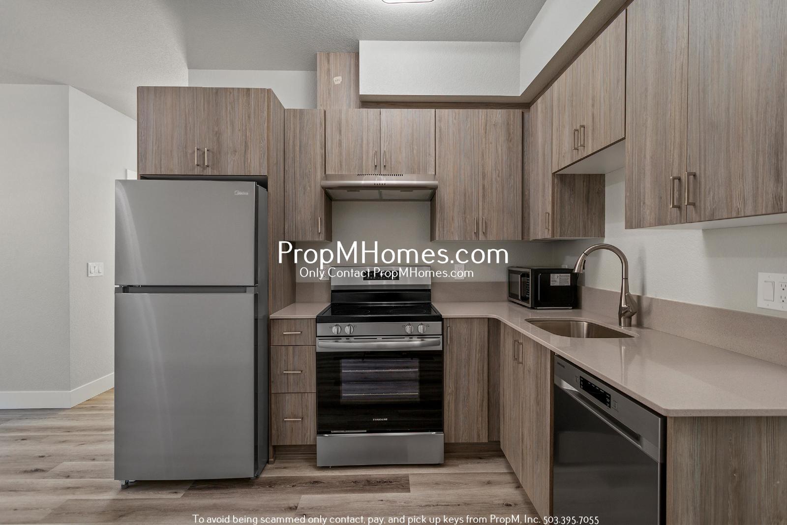 Brand New 2 Bedroom Steps Away from Multnomah Village + Move in Special! property image