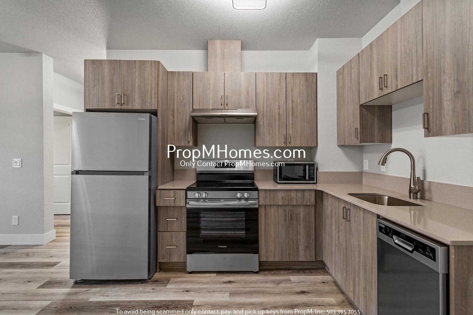 Brand New 2 Bedroom Steps Away from Multnomah Village + Move in Special! property image