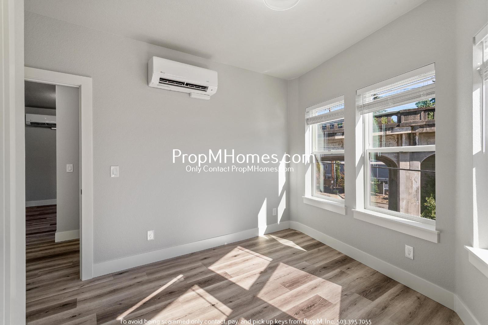 Brand New 2 Bedroom Steps Away from Multnomah Village + Move in Special! property image