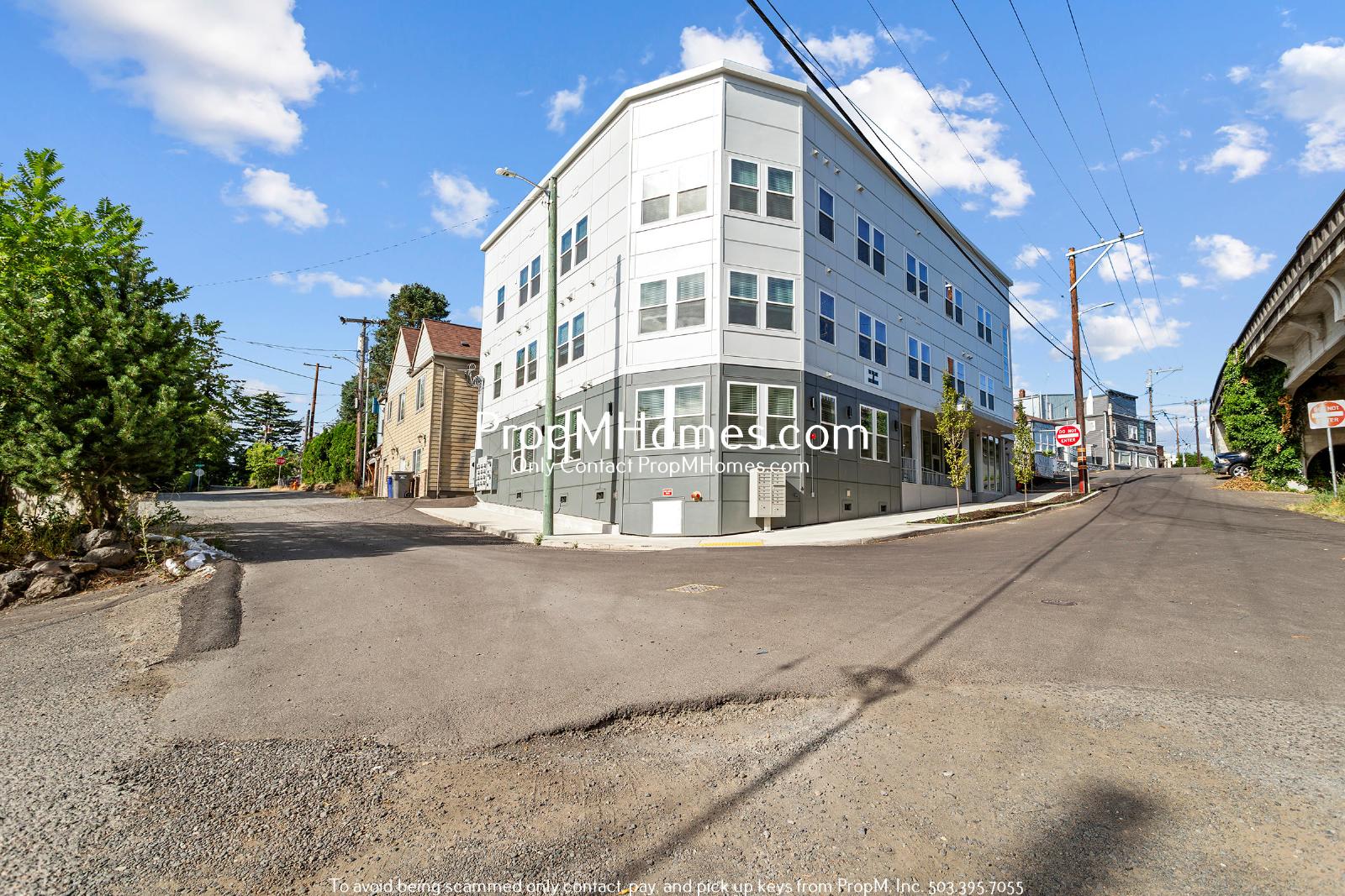 Brand New 2 Bedroom Steps Away from Multnomah Village + Move in Special! property image