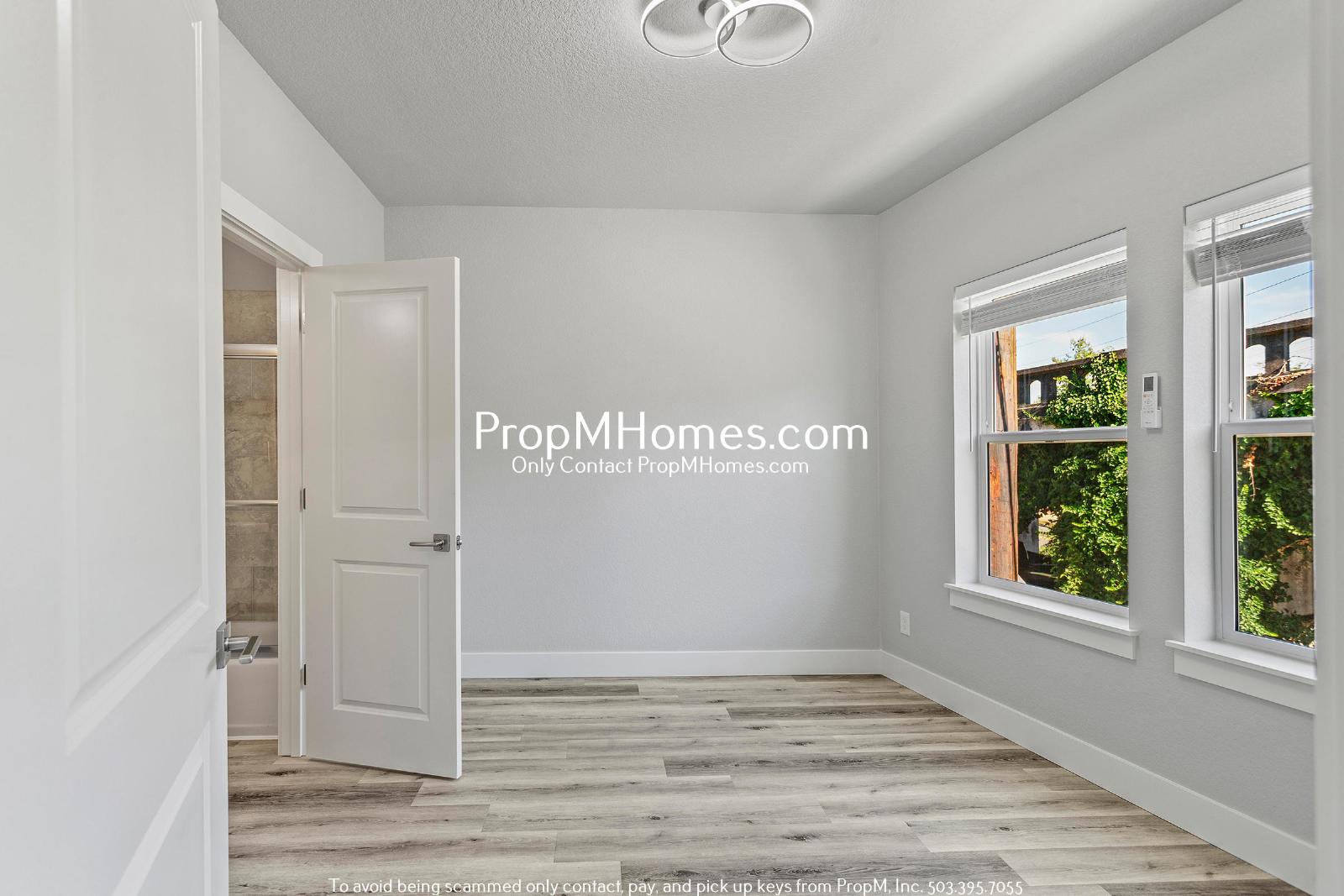 Brand New 2 Bedroom Steps Away from Multnomah Village + Move in Special! property image