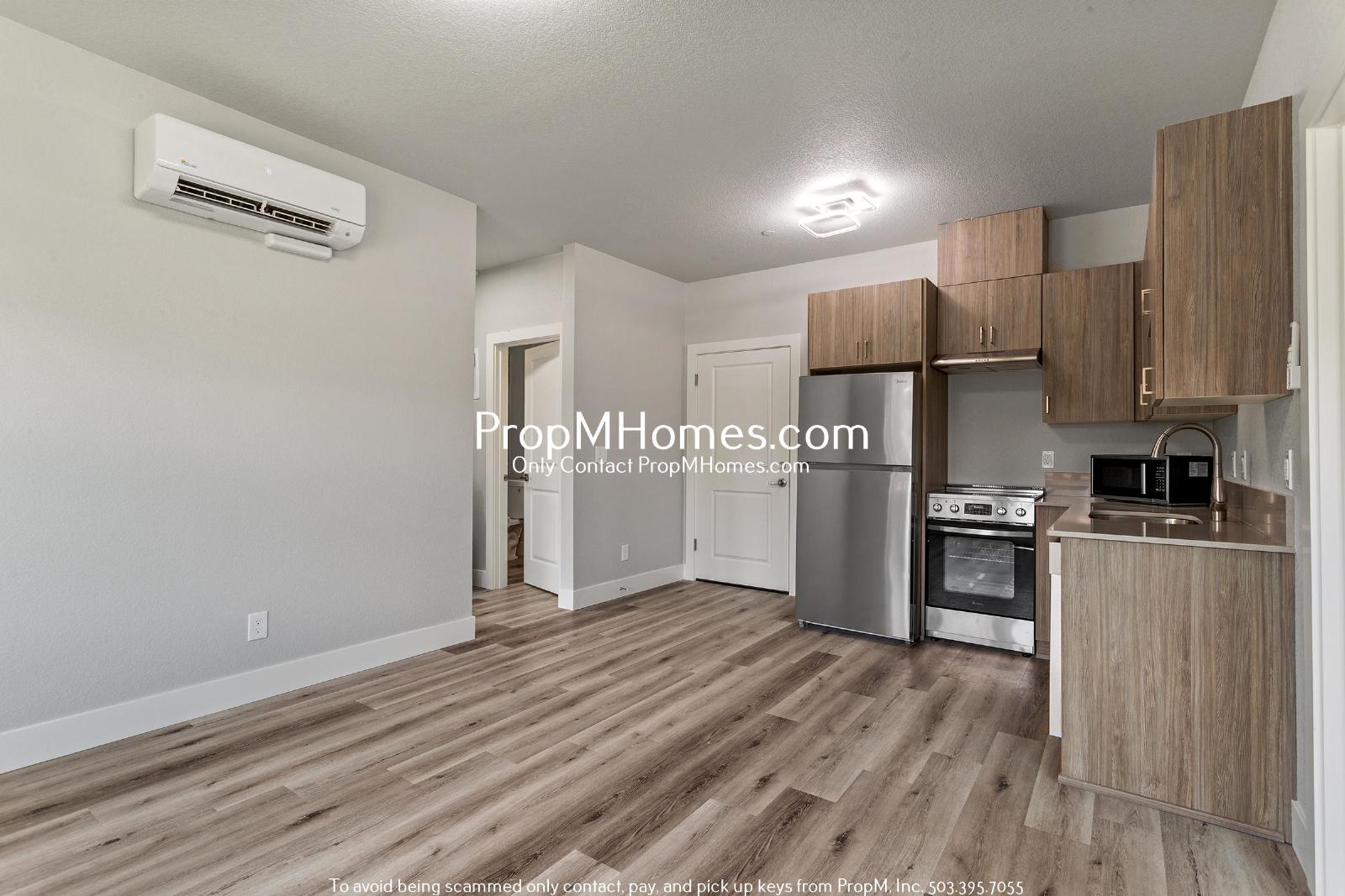 Brand New 2 Bedroom Steps Away from Multnomah Village + Move in Special! property image