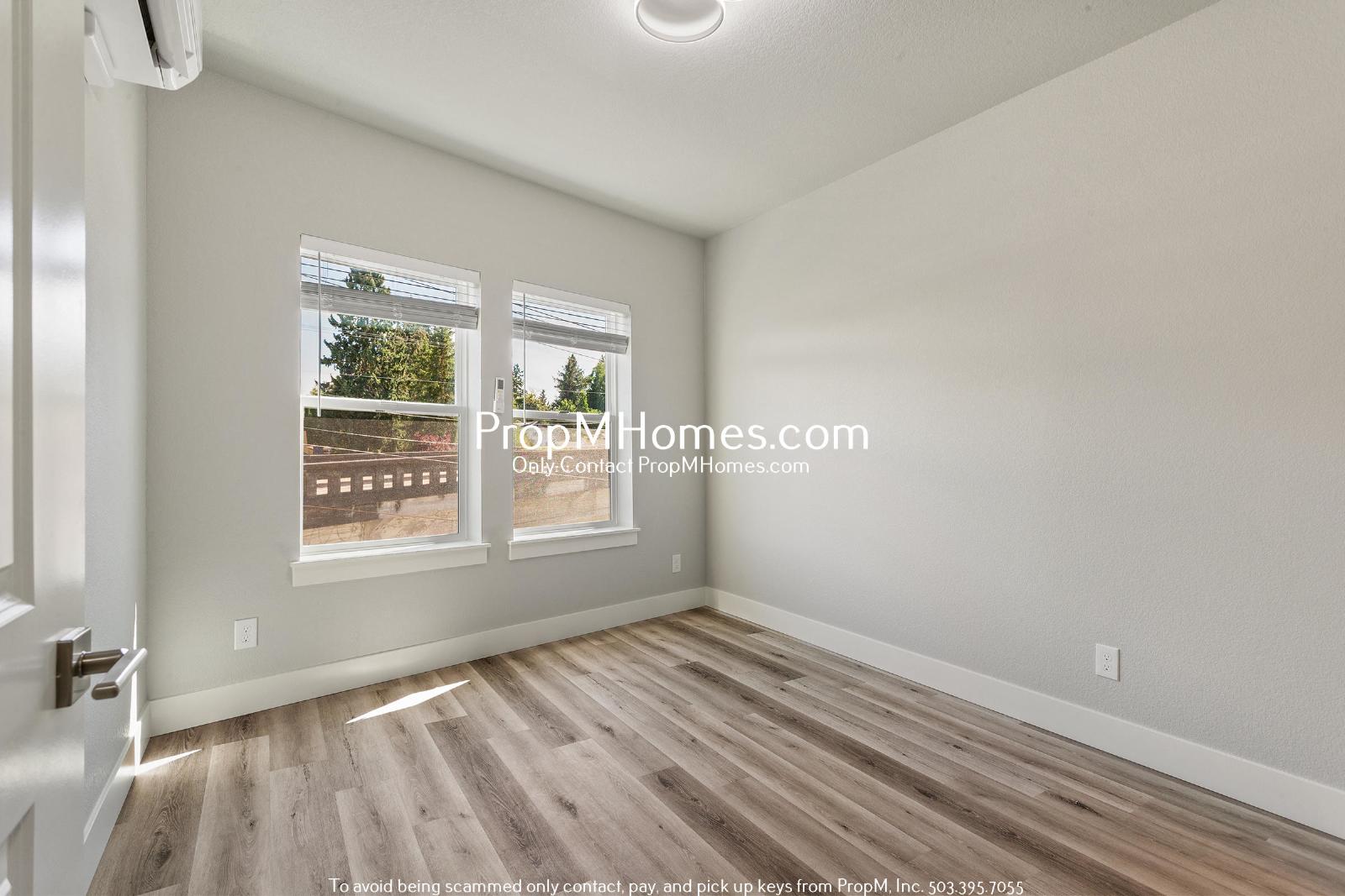 Brand New 2 Bedroom Steps Away from Multnomah Village + Move in Special! property image