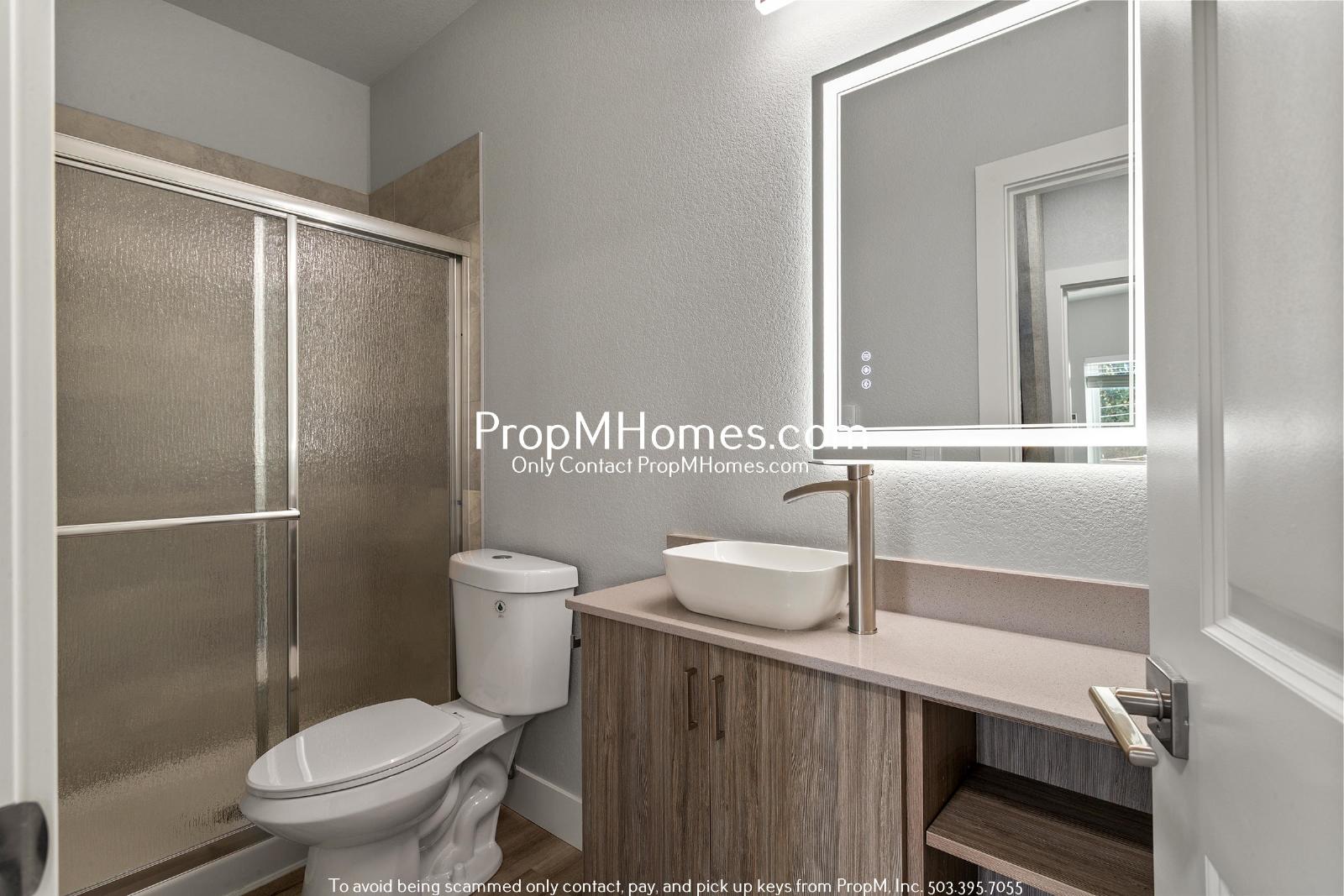 Brand New 2 Bedroom Steps Away from Multnomah Village + Move in Special! property image
