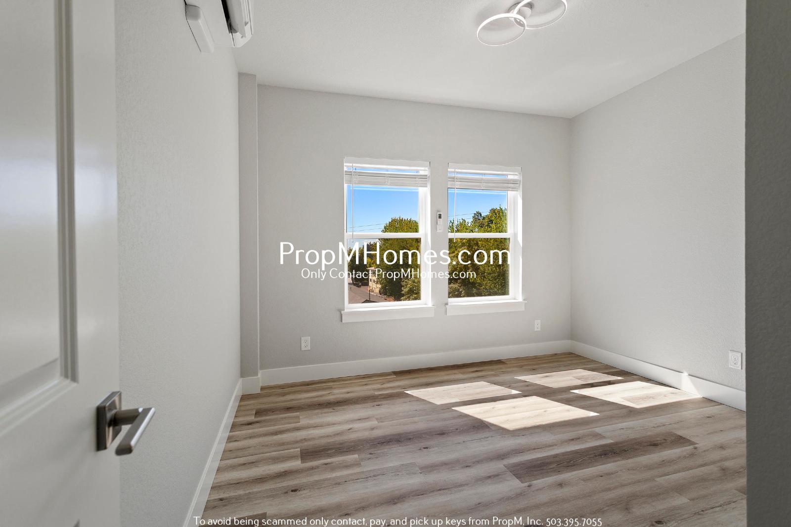 Brand New 2 Bedroom Steps Away from Multnomah Village + Move in Special! property image