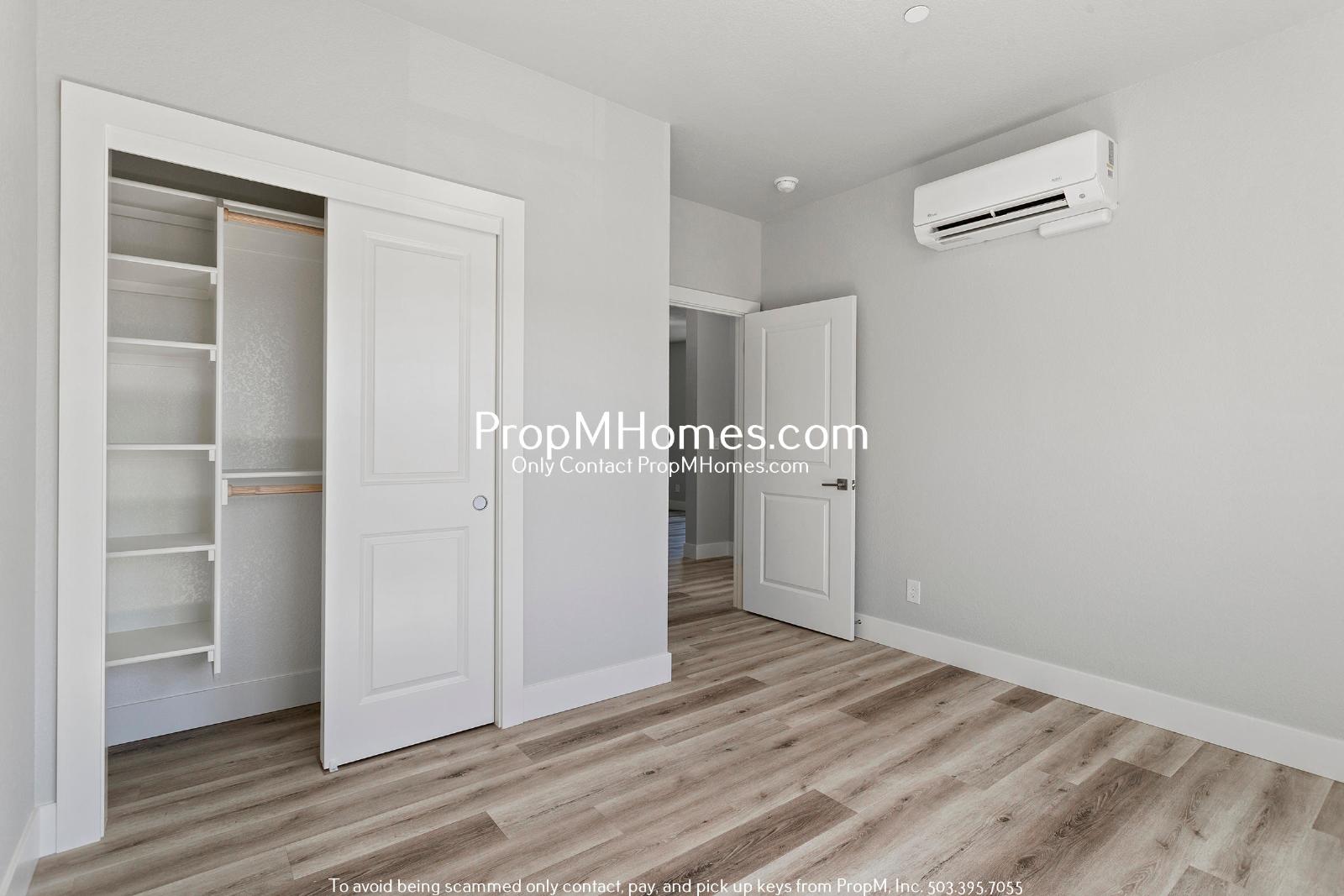 Brand New 2 Bedroom Steps Away from Multnomah Village + Move in Special! property image