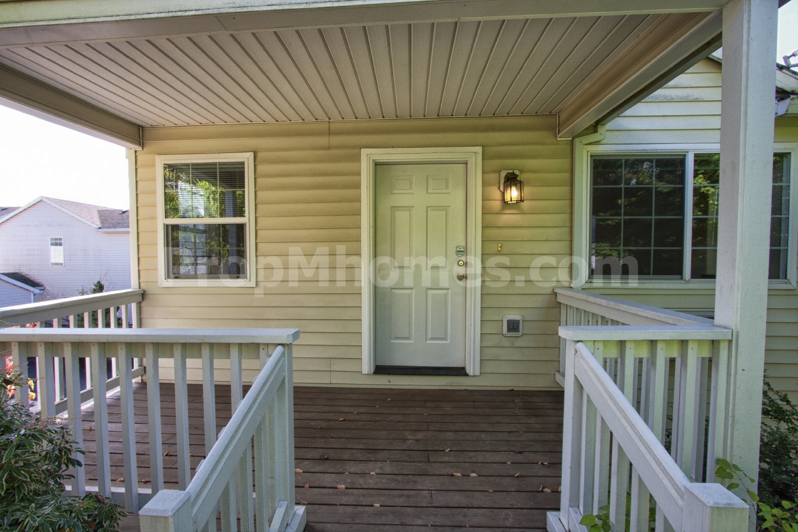Inviting 1-Bedroom Home in Clackamas with Private Garage! property image