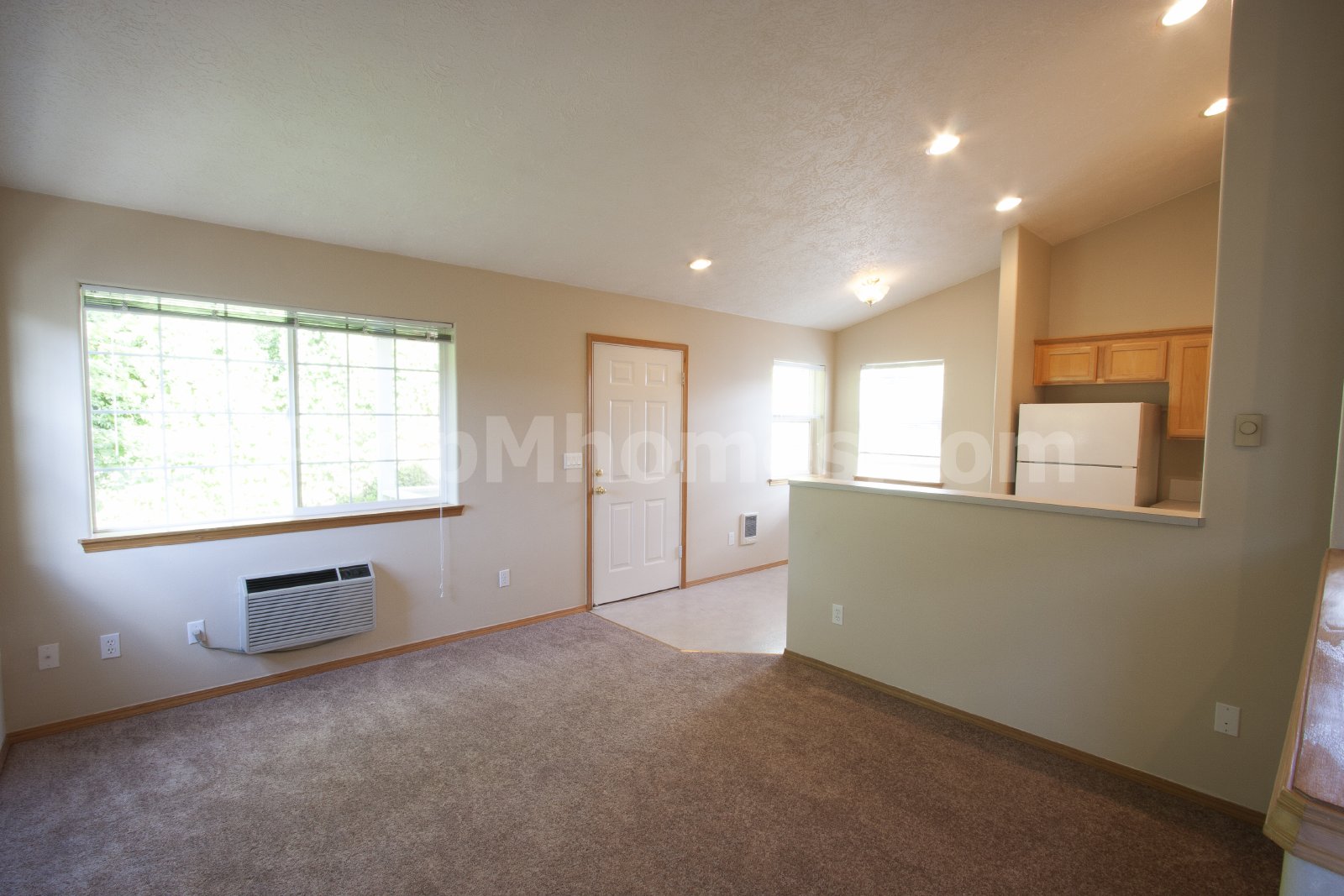 Inviting 1-Bedroom Home in Clackamas with Private Garage! property image