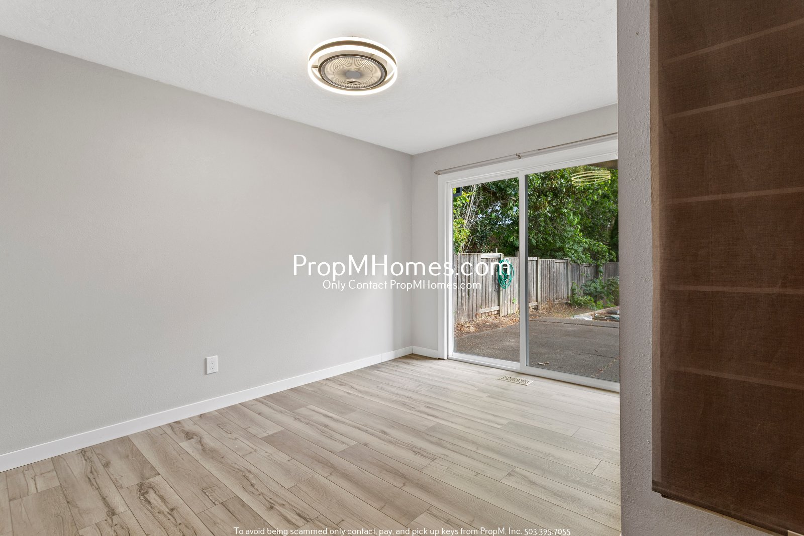 Updated Three Bedroom Home in Hillsboro w/ Sunroom! property image