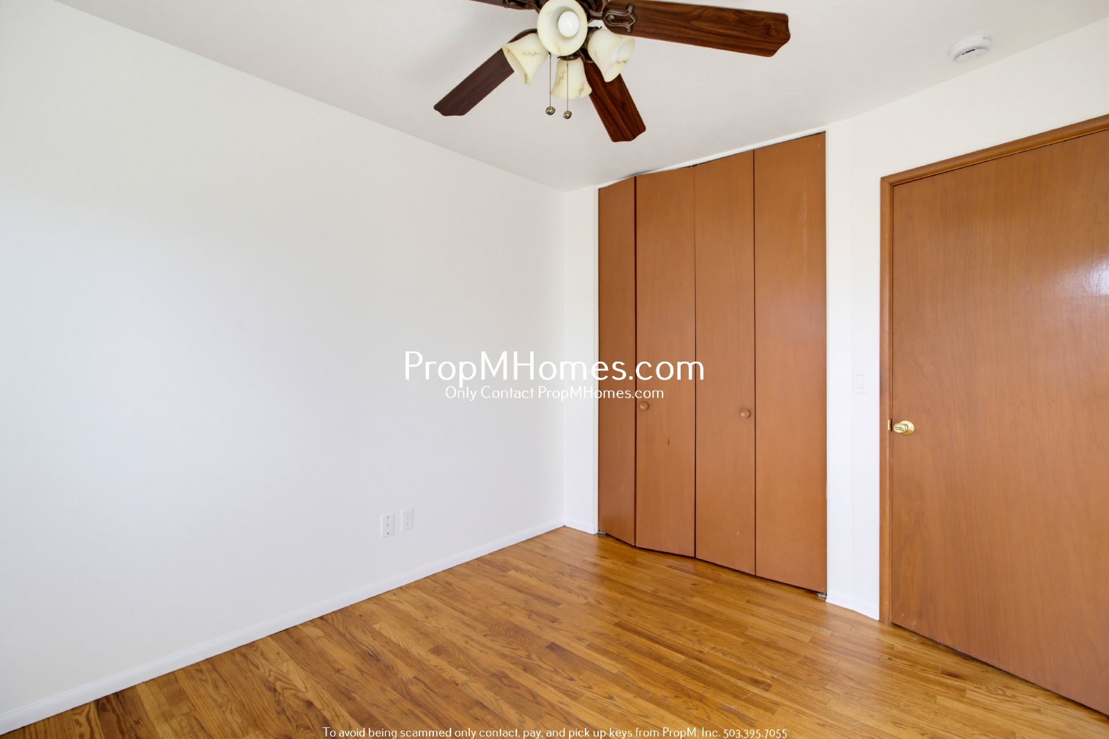 Lovely 3 Bedroom Gresham Home with Fireplace, Deck & Fenced Yard property image