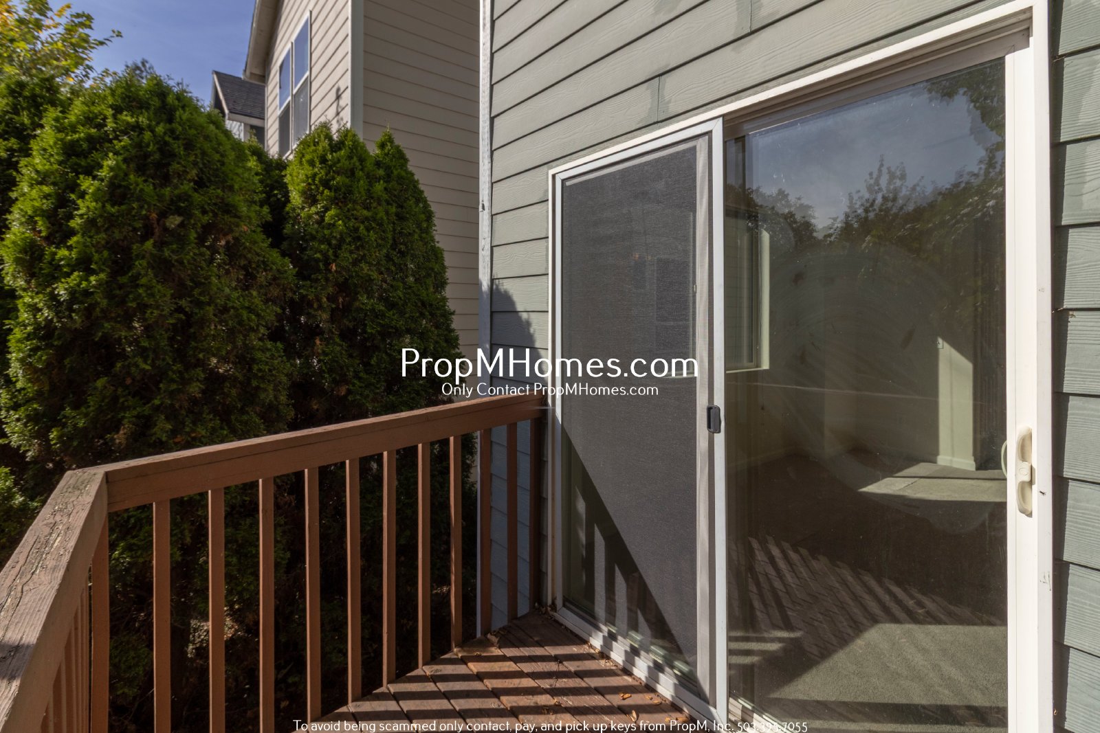 Charming SE 3 Bedroom Home with Attached Garage! property image