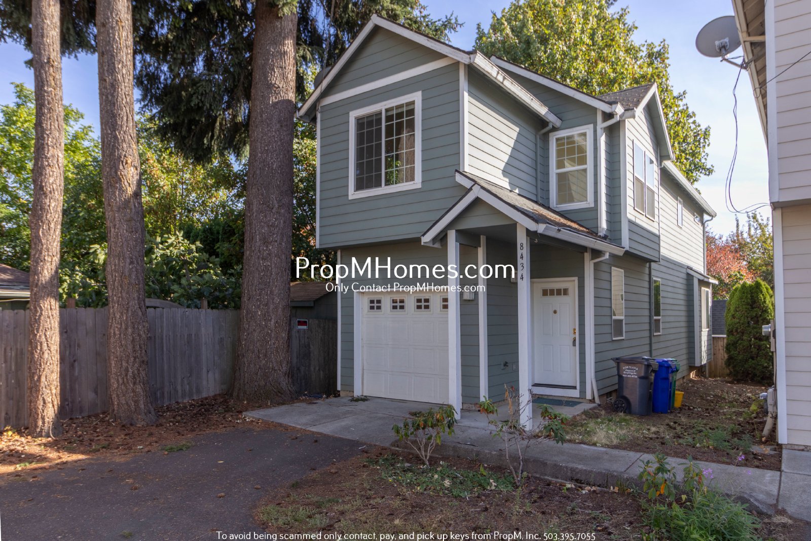 Charming SE 3 Bedroom Home with Attached Garage! property image
