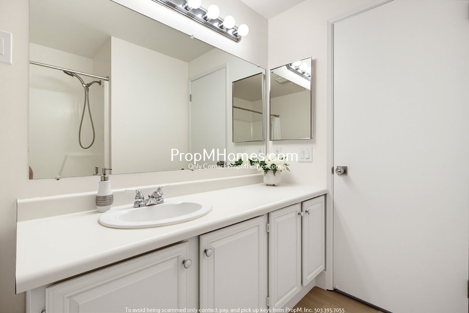 Three Bedroom Condo in Beaverton + Private Outdoor Deck! property image