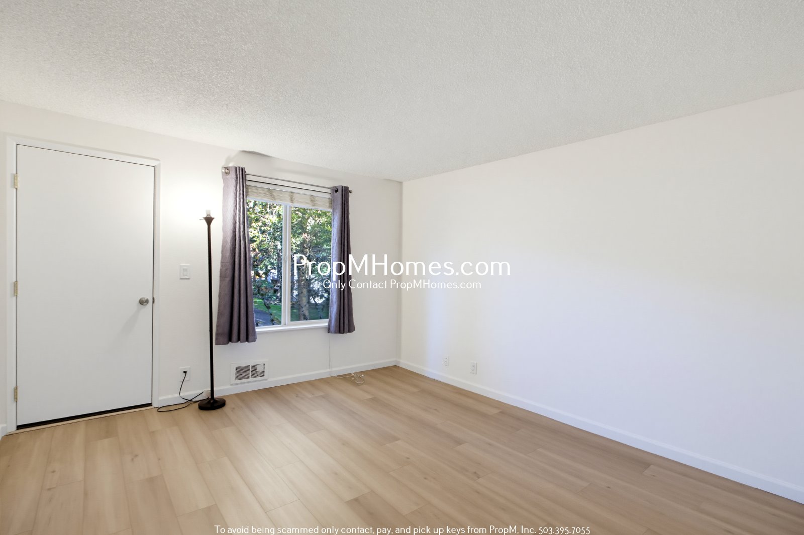 Three Bedroom Condo in Beaverton + Private Outdoor Deck! property image