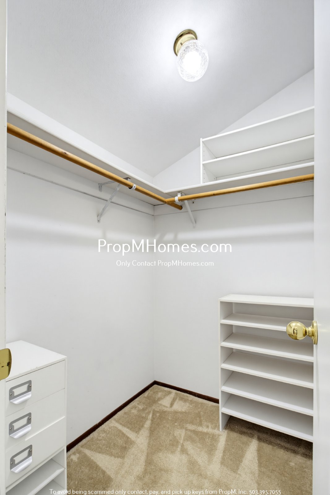 Three Bedroom Condo in Beaverton + Private Outdoor Deck! property image