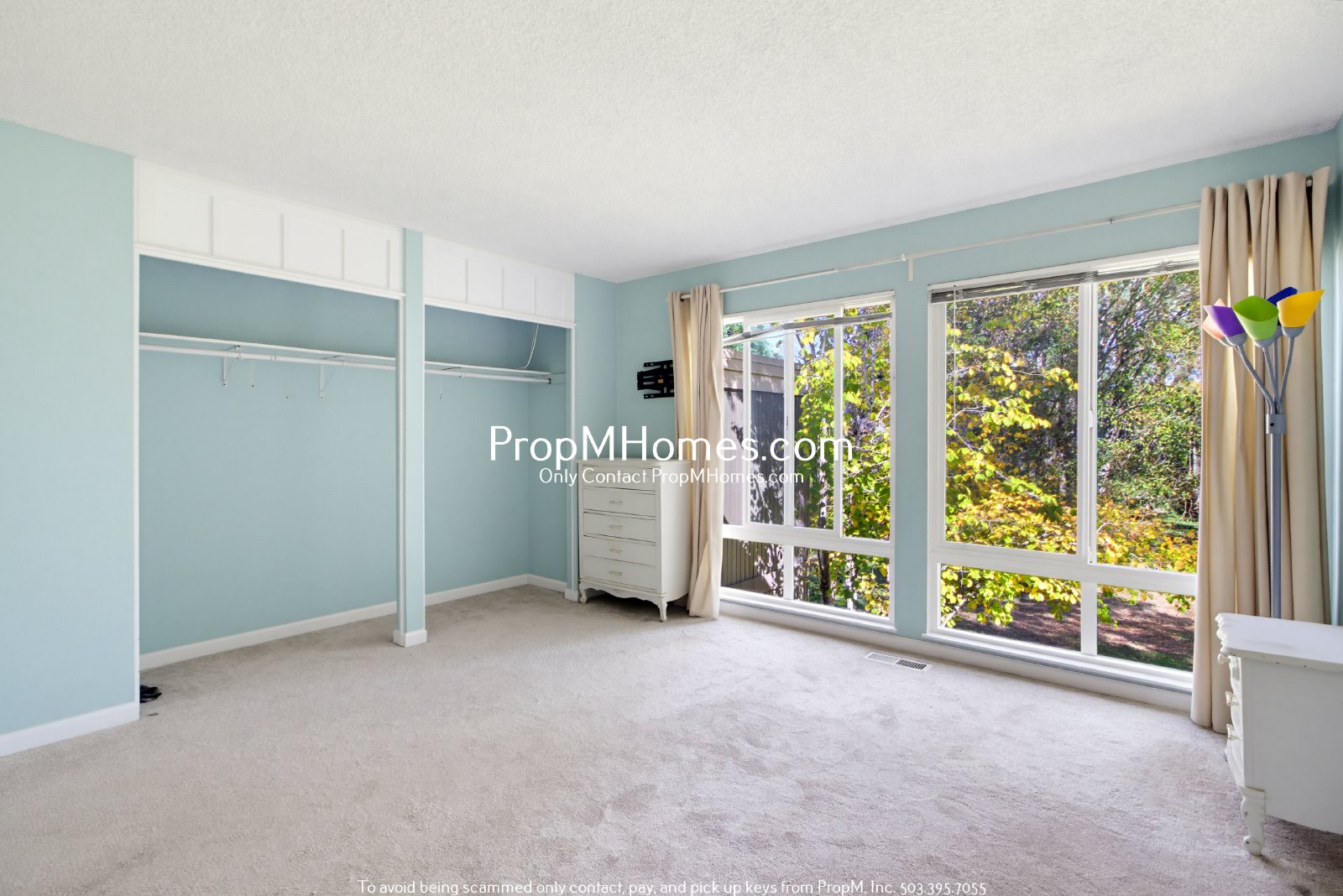 Beautiful 2 Bedroom Beaverton Condo with Patio! property image
