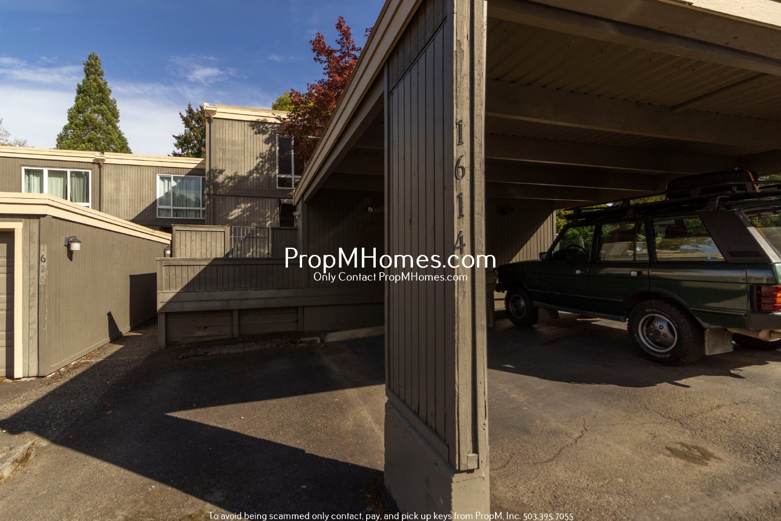 Beautiful 2 Bedroom Beaverton Condo with Patio! property image