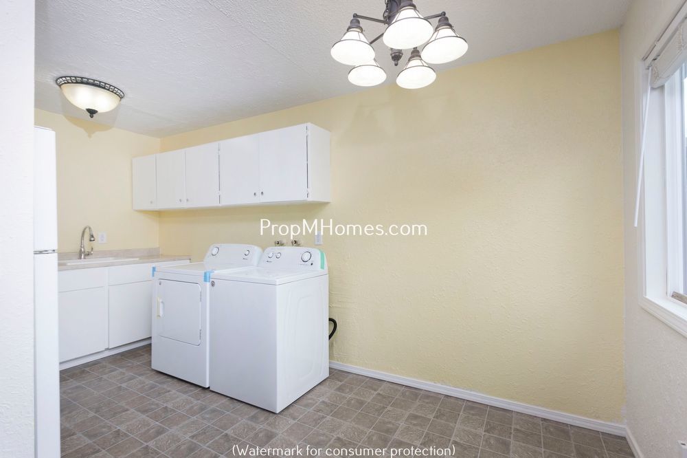 Discover Modern Comforts & Garden Serenity in Foster-Powell! property image