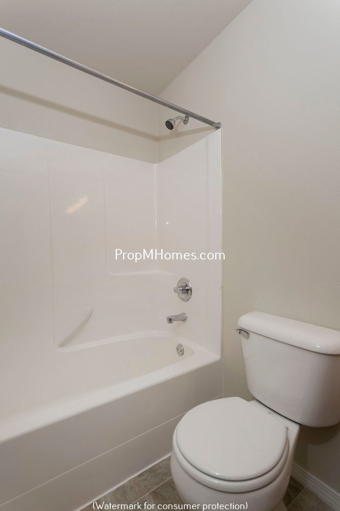Great Farmington Townhouse in Quaint Little Neighborhood! property image