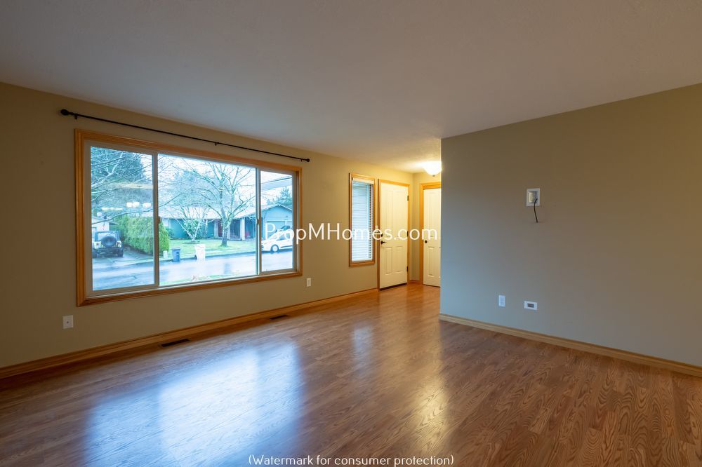 Lovely Ranch Style Three Bedroom Home In Tualatin! property image