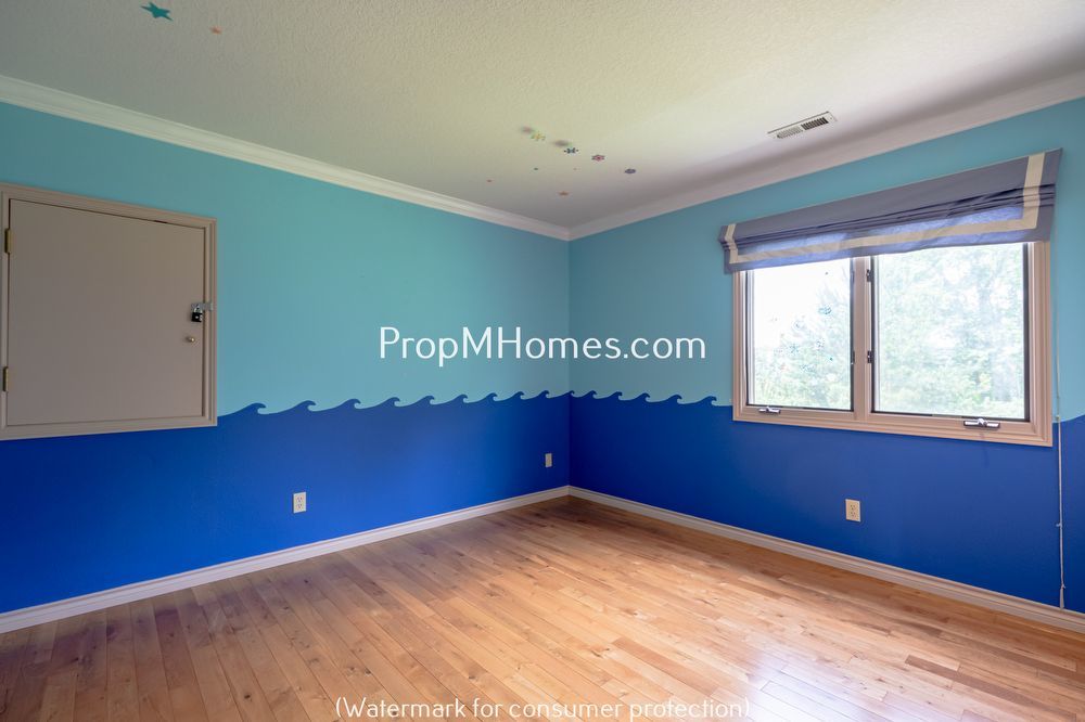 Discover Tranquil Living in Northwest Heights! property image