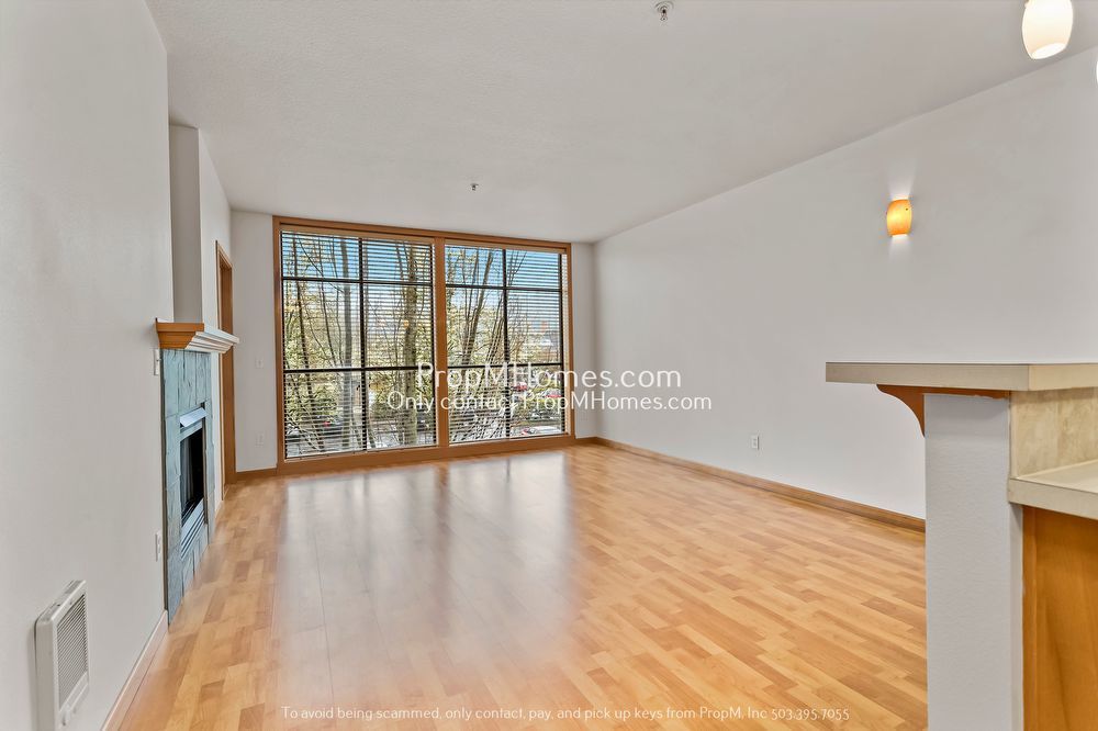 Light Filled One Bedroom Condo at the Beranger! property image