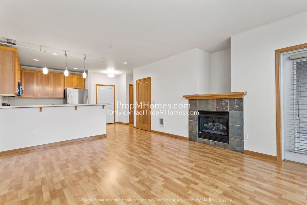 Light Filled One Bedroom Condo at the Beranger! property image