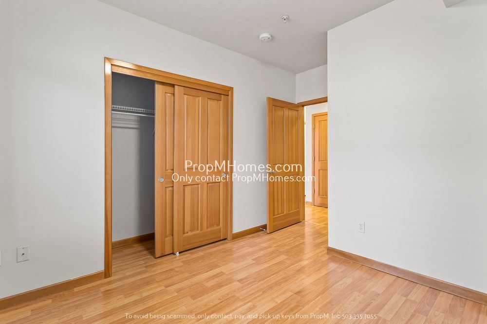 Light Filled One Bedroom Condo at the Beranger! property image