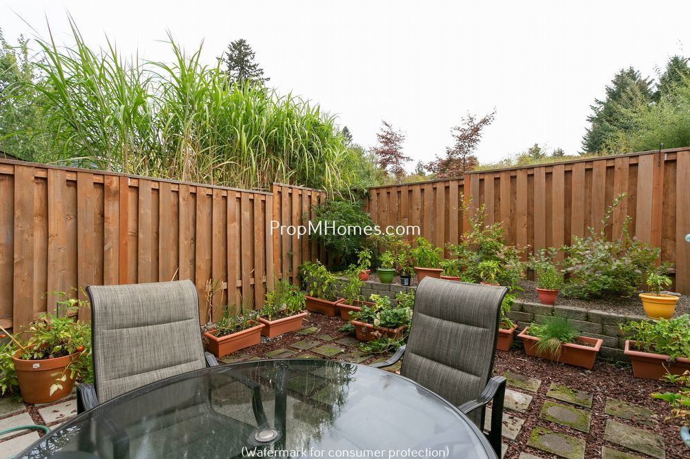 Beautiful Damascus Three Bedroom Townhome In Wind Swept Waters! property image