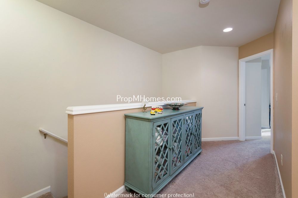 Beautiful Damascus Three Bedroom Townhome In Wind Swept Waters! property image