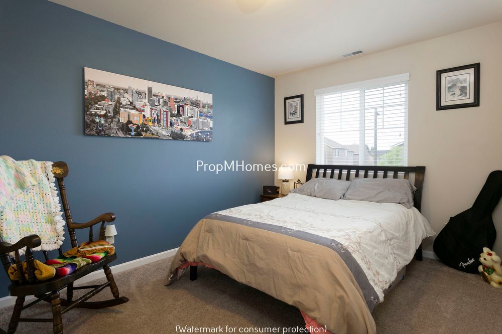 Beautiful Damascus Three Bedroom Townhome In Wind Swept Waters! property image