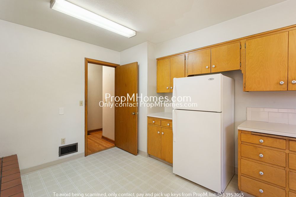 Spacious Mid-Century Three Bedroom Home In Woodstock! property image