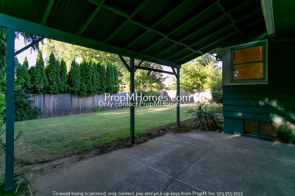 Spacious Mid-Century Three Bedroom Home In Woodstock! property image