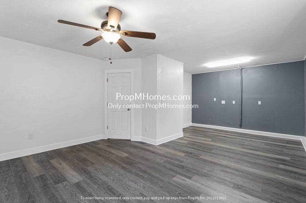 Charming Oregon City Home on 1/2 Acre - Fully Fenced Yard! property image