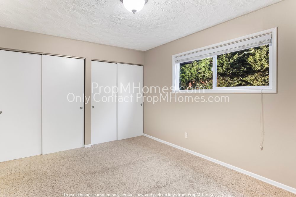 SW Portland Two Bedroom Condo In The Heart Of Burlingame! property image