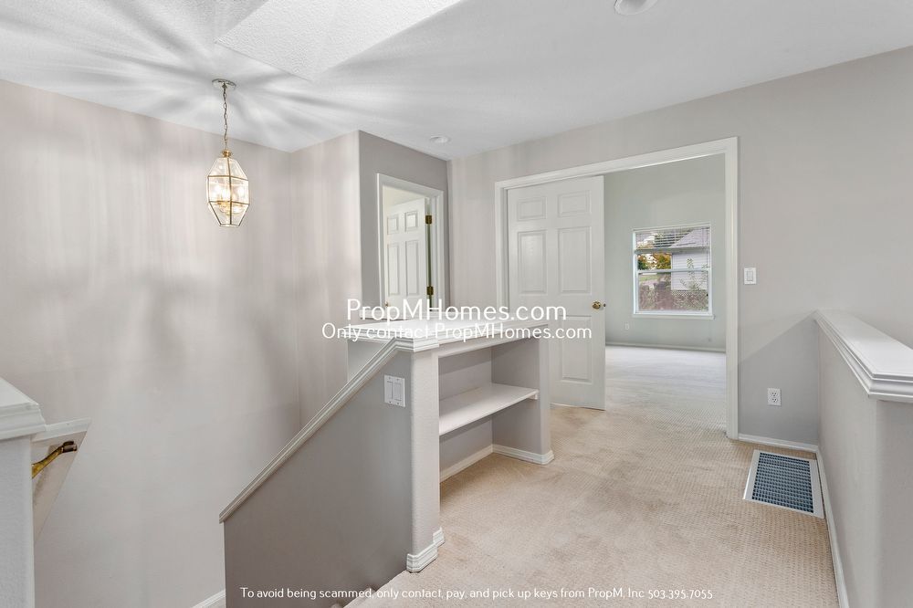 Spacious Five Bedroom Home in Progress Ridge! property image