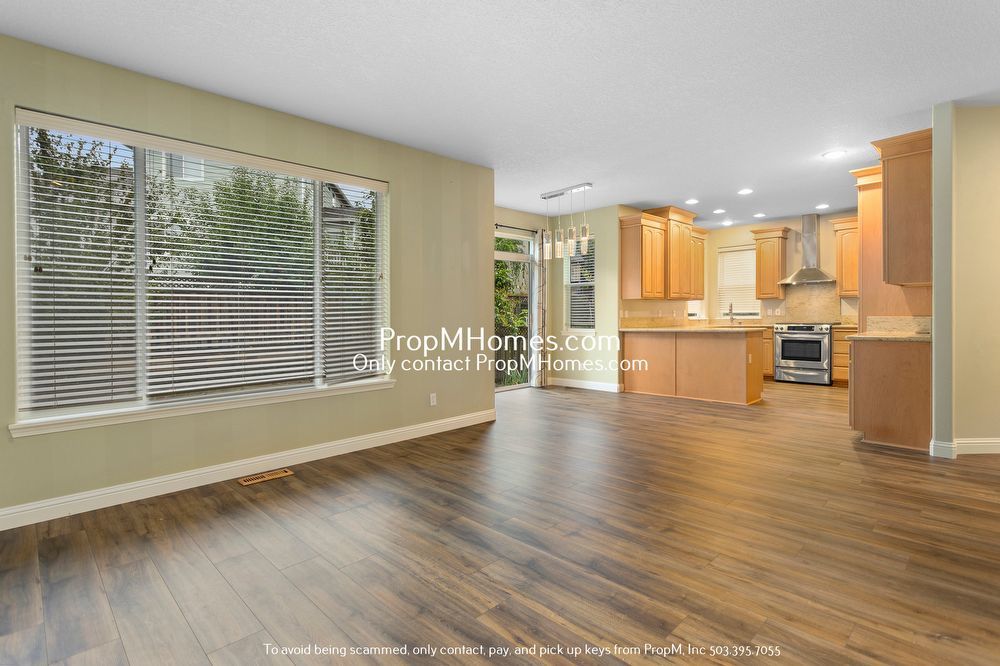 Spacious Five Bedroom Home in Progress Ridge! property image