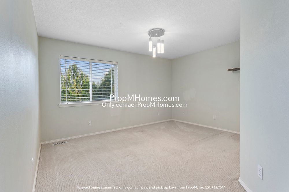 Spacious Five Bedroom Home in Progress Ridge! property image