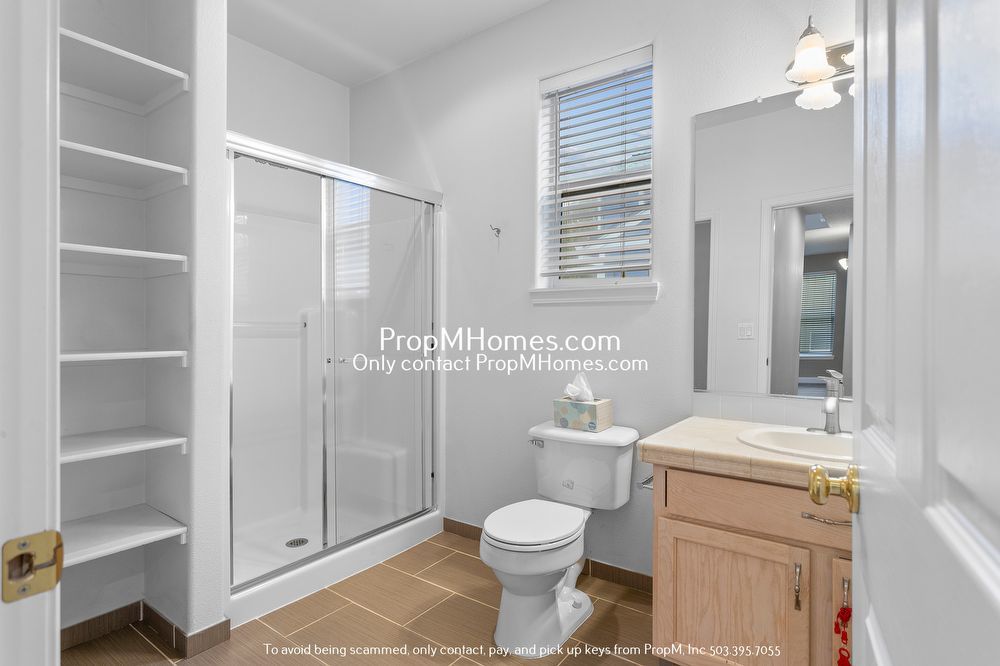 Spacious Five Bedroom Home in Progress Ridge! property image