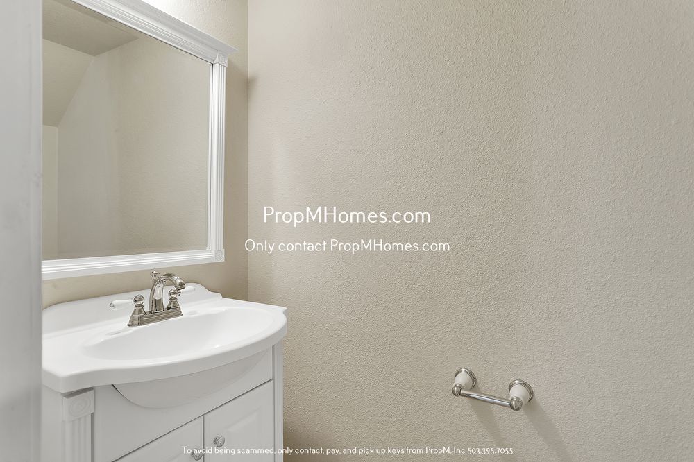 Charming 2-Bedroom in the Sunset Neighborhood of West Linn! property image