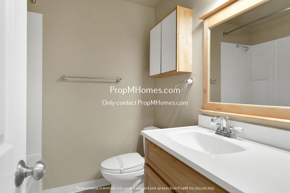 Charming 2-Bedroom in the Sunset Neighborhood of West Linn! property image