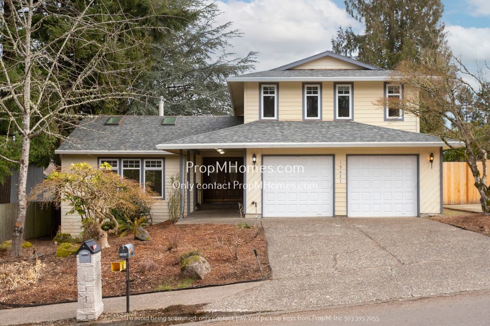 Stunning Three Bedroom Home in Hidden Springs! property image