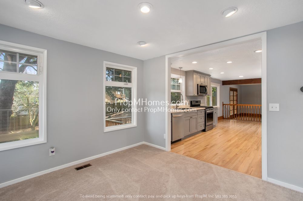 Stunning Three Bedroom Home in Hidden Springs! property image