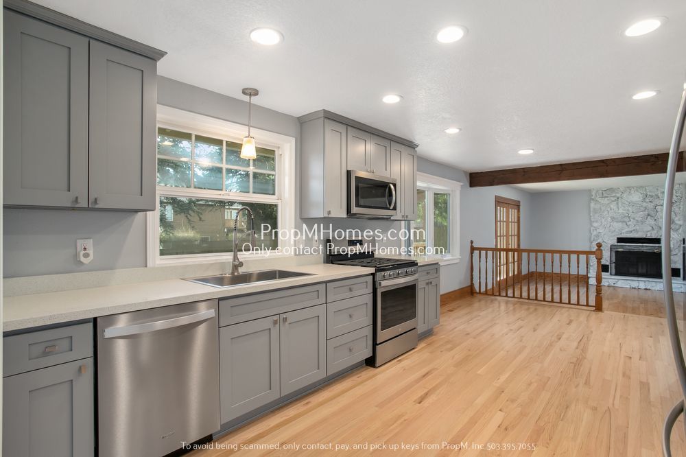 Stunning Three Bedroom Home in Hidden Springs! property image